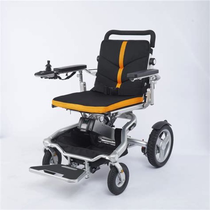 How do you qualify for a free wheelchair?