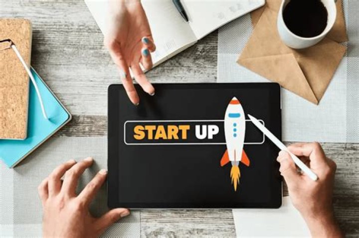 How much do tech startups make?