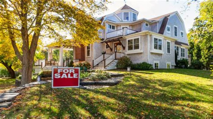 How much profit do you get when selling a house?